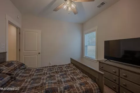 Bedroom - 3751 Madison Ridge Dr, Hernando, MS 38632 photo 8 of 9