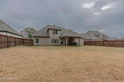 Exterior - 3751 Madison Ridge Dr, Hernando, MS 38632 photo 6 of 7