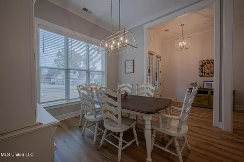 Dining - 3751 Madison Ridge Dr, Hernando, MS 38632 photo 2 of 2