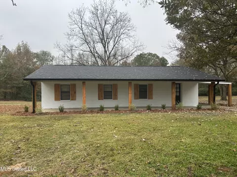 125 Churchill Pl, Byram, MS 39272