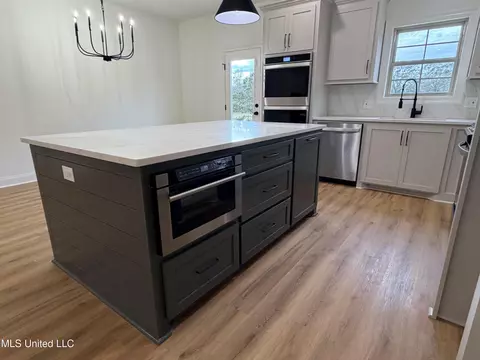 Kitchen - 13 Bounds Rd, Sumrall, MS 39482 photo 2 of 3