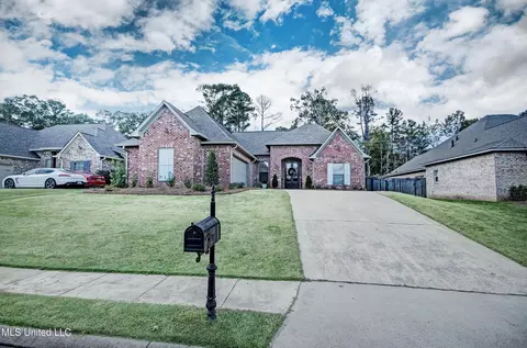 622 Macbeth St, Brandon, MS 39047 photo 2