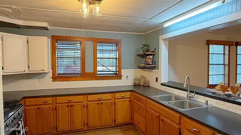 Kitchen - 1192 Mars Hill Rd, Carthage, MS 39051 photo 1 of 4