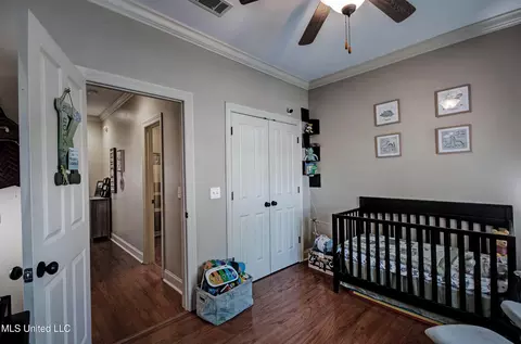 Bedroom - 243 E Pinebrook Dr, Brandon, MS 39047 photo 6 of 6