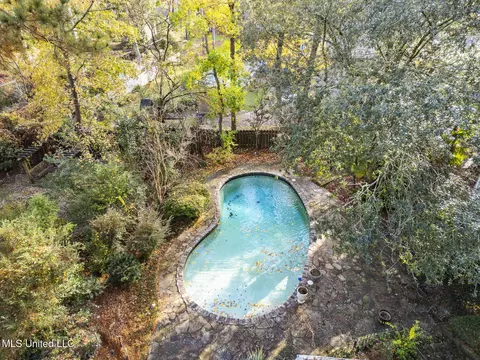 Exterior - 4166 Dogwood Dr, Jackson, MS 39211 photo 14 of 17