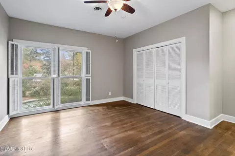 Bedroom - 4166 Dogwood Dr, Jackson, MS 39211 photo 2 of 3