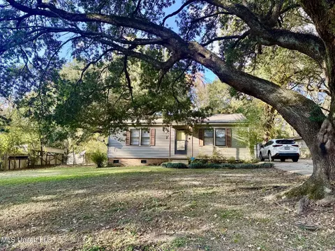 47 Parsons Rd, Natchez, MS 39120