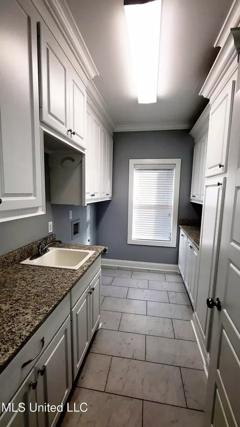 Other - 125 Emerald Dr, Brandon, MS 39047 photo 8 of 10