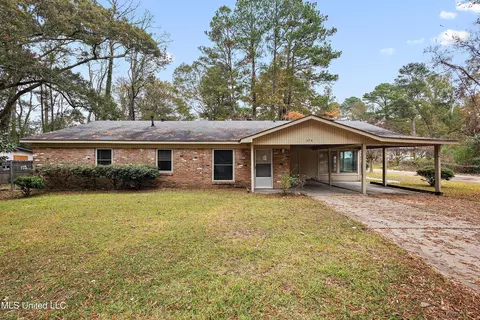 374 Savanna St, Jackson, MS 39212