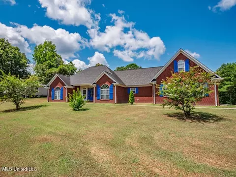 123 File Rd # A, Oxford, MS 38655