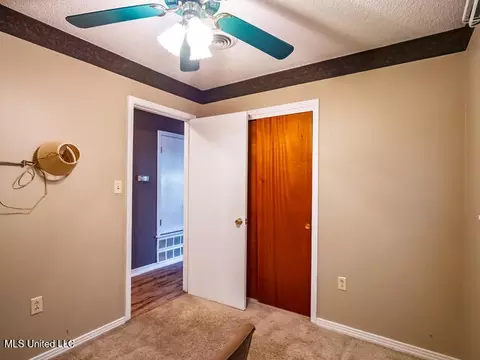 Bedroom - 218 Edwin Cir, Sardis, MS 38666 photo 2 of 5
