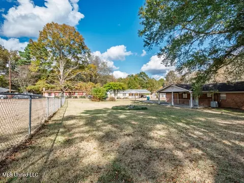 Exterior - 218 Edwin Cir, Sardis, MS 38666 photo 13 of 16