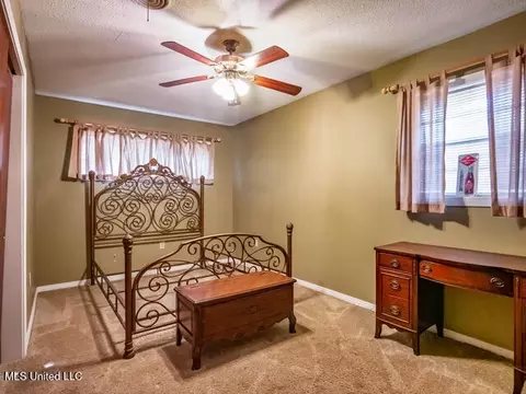 Bedroom - 218 Edwin Cir, Sardis, MS 38666 photo 5 of 5