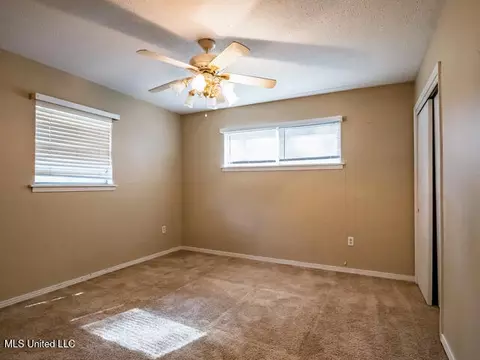 Bedroom - 218 Edwin Cir, Sardis, MS 38666 photo 3 of 5