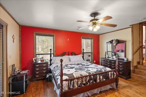 Bedroom - 806 E Dewey Camp Dr, Florence, MS 39073 photo 1 of 3