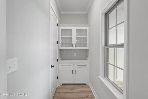 Entry Way - 2382 Lauren Way, Hernando, MS 38632 photo 2 of 4