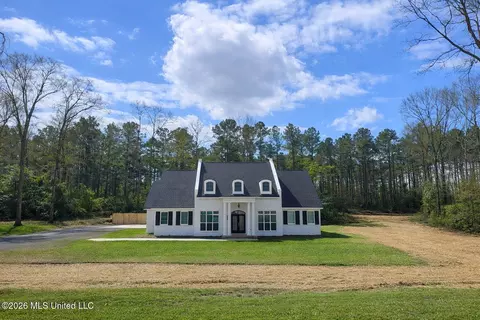 115 Laurelwood Trail Rd, Mendenhall, MS 39114