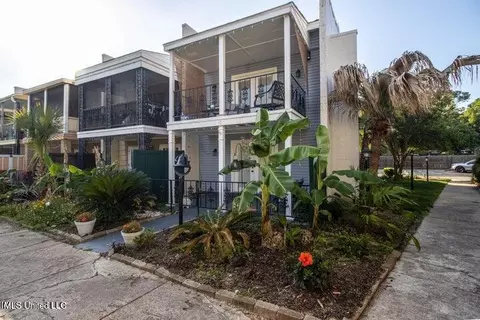 2501 Gulf Ave #12, Gulfport, MS 39501