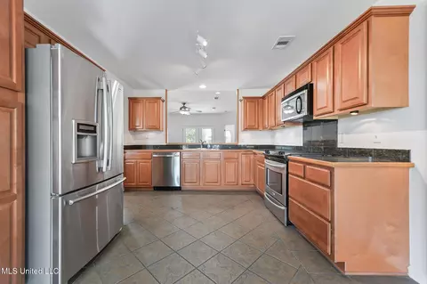 10555 Pak Cv, Biloxi, MS 39532 photo 7