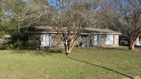 925 Sweetgum Dr, Gulfport, MS 39503