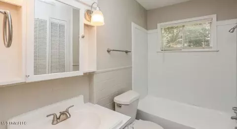 3301 Suncrest Dr, Jackson, MS 39212 photo 5