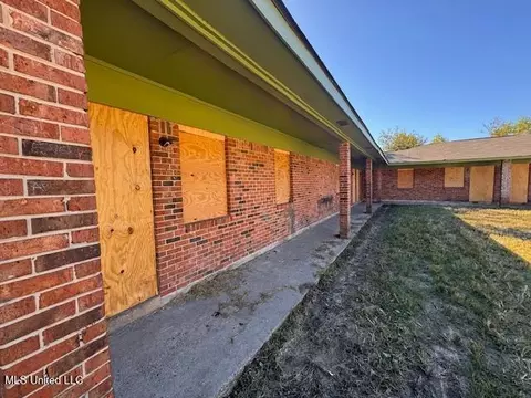 3901 Camellia St, Moss Point, MS 39563 photo 3