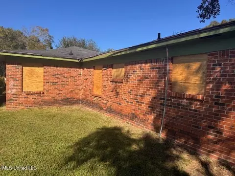 3901 Camellia St, Moss Point, MS 39563 photo 5