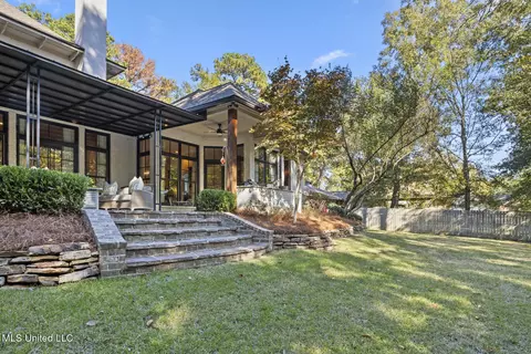 Exterior - 2403 Wild Valley Dr, Jackson, MS 39211 photo 9 of 10
