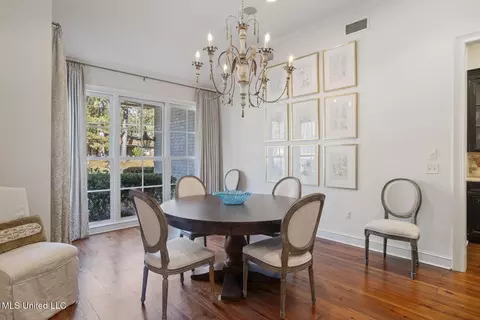 Dining - 2403 Wild Valley Dr, Jackson, MS 39211 photo 1 of 3