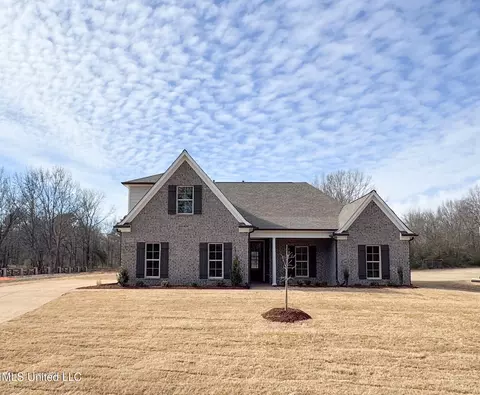 969 Lucas Ln, Hernando, MS 38632