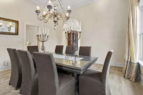 Dining - 923 Pinehurst Pl, Jackson, MS 39202 photo 2 of 4