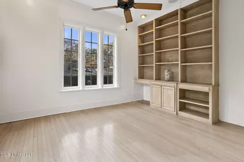 Other - 923 Pinehurst Pl, Jackson, MS 39202 photo 4 of 9