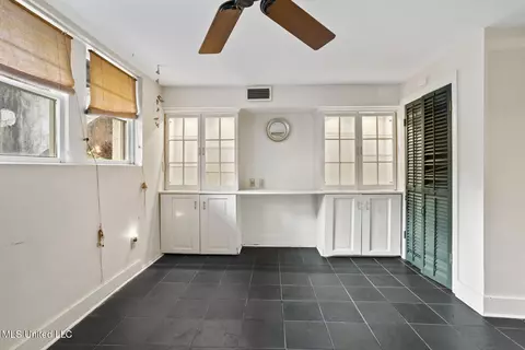 Other - 923 Pinehurst Pl, Jackson, MS 39202 photo 7 of 9