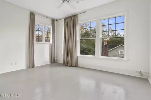 Bedroom - 923 Pinehurst Pl, Jackson, MS 39202 photo 2 of 3