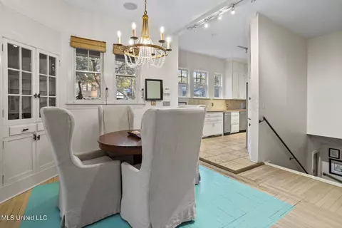 Dining - 923 Pinehurst Pl, Jackson, MS 39202 photo 3 of 4
