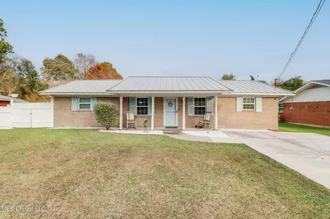 236 Alexander Rd, Long Beach, MS 39560