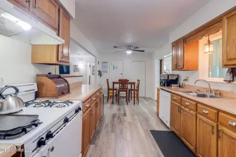 Kitchen - 236 Alexander Rd, Long Beach, MS 39560 photo 2 of 2