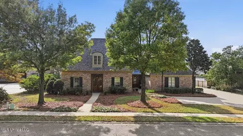 145 Cedar Woods Cv, Madison, MS 39110