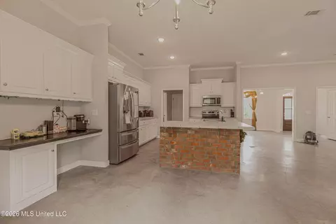 Other - 640 Statesman Dr, Byram, MS 39272 photo 4 of 9