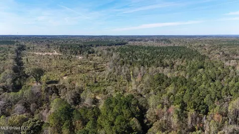 County Road 1327, Philadelphia, MS 39350