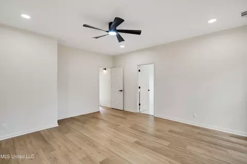 Bedroom - 5155 Rolling Pine Cir, Olive Branch, MS 38654 photo 1 of 4