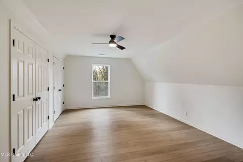 Bedroom - 5155 Rolling Pine Cir, Olive Branch, MS 38654 photo 4 of 4