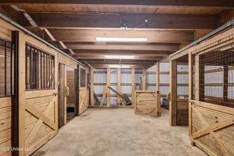 Other - 5155 Rolling Pine Cir, Olive Branch, MS 38654 photo 14 of 15
