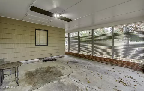 Exterior - 4407 Forest Park Dr, Jackson, MS 39211 photo 6 of 12