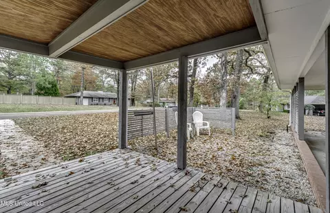 Exterior - 4407 Forest Park Dr, Jackson, MS 39211 photo 2 of 12