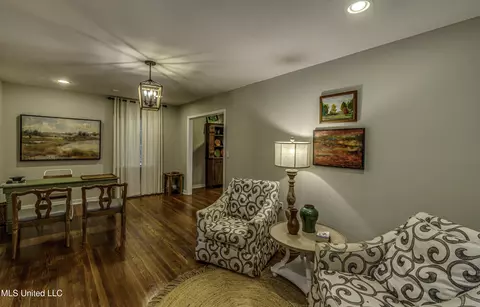 Dining - 4407 Forest Park Dr, Jackson, MS 39211 photo 1 of 6