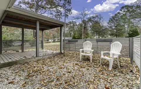 Exterior - 4407 Forest Park Dr, Jackson, MS 39211 photo 5 of 12