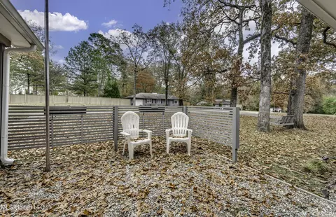 Exterior - 4407 Forest Park Dr, Jackson, MS 39211 photo 4 of 12