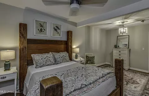 Bedroom - 4407 Forest Park Dr, Jackson, MS 39211 photo 3 of 11