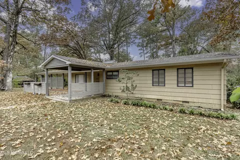 4407 Forest Park Dr, Jackson, MS 39211